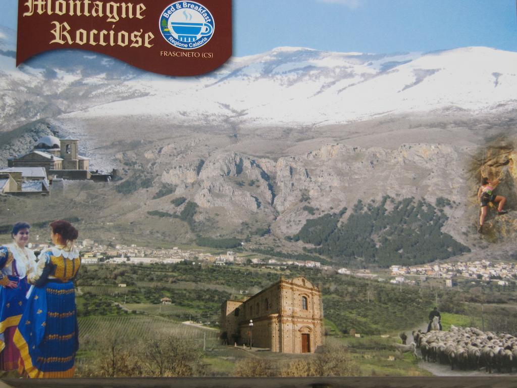Montagne Rocciose Bed & Breakfast Frascineto Luaran gambar