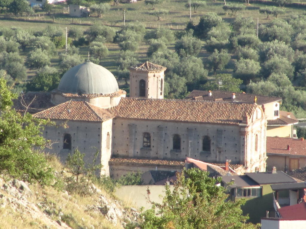 Montagne Rocciose Bed & Breakfast Frascineto Luaran gambar