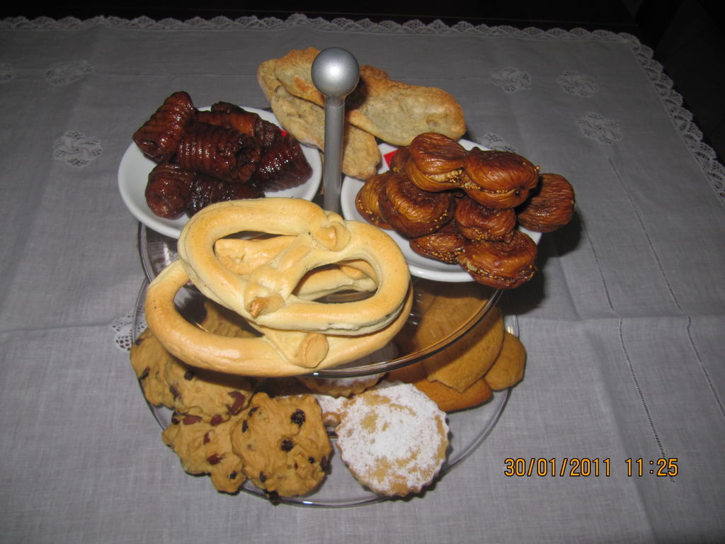 Montagne Rocciose Bed & Breakfast Frascineto Luaran gambar