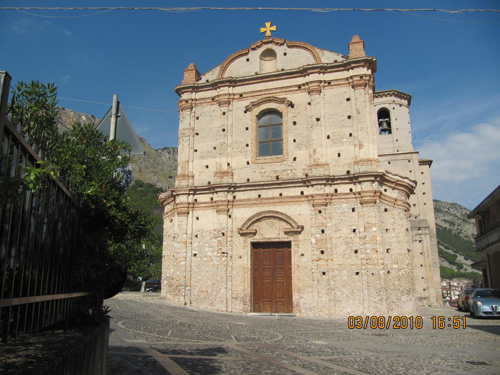 Montagne Rocciose Bed & Breakfast Frascineto Luaran gambar